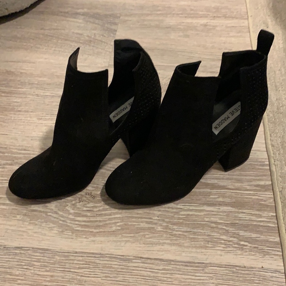 Steve Madden Black Booties Barely Worn